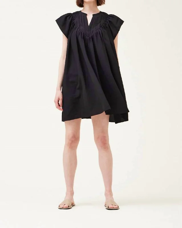 women's stylish dressesSummer Mini Dress In Black